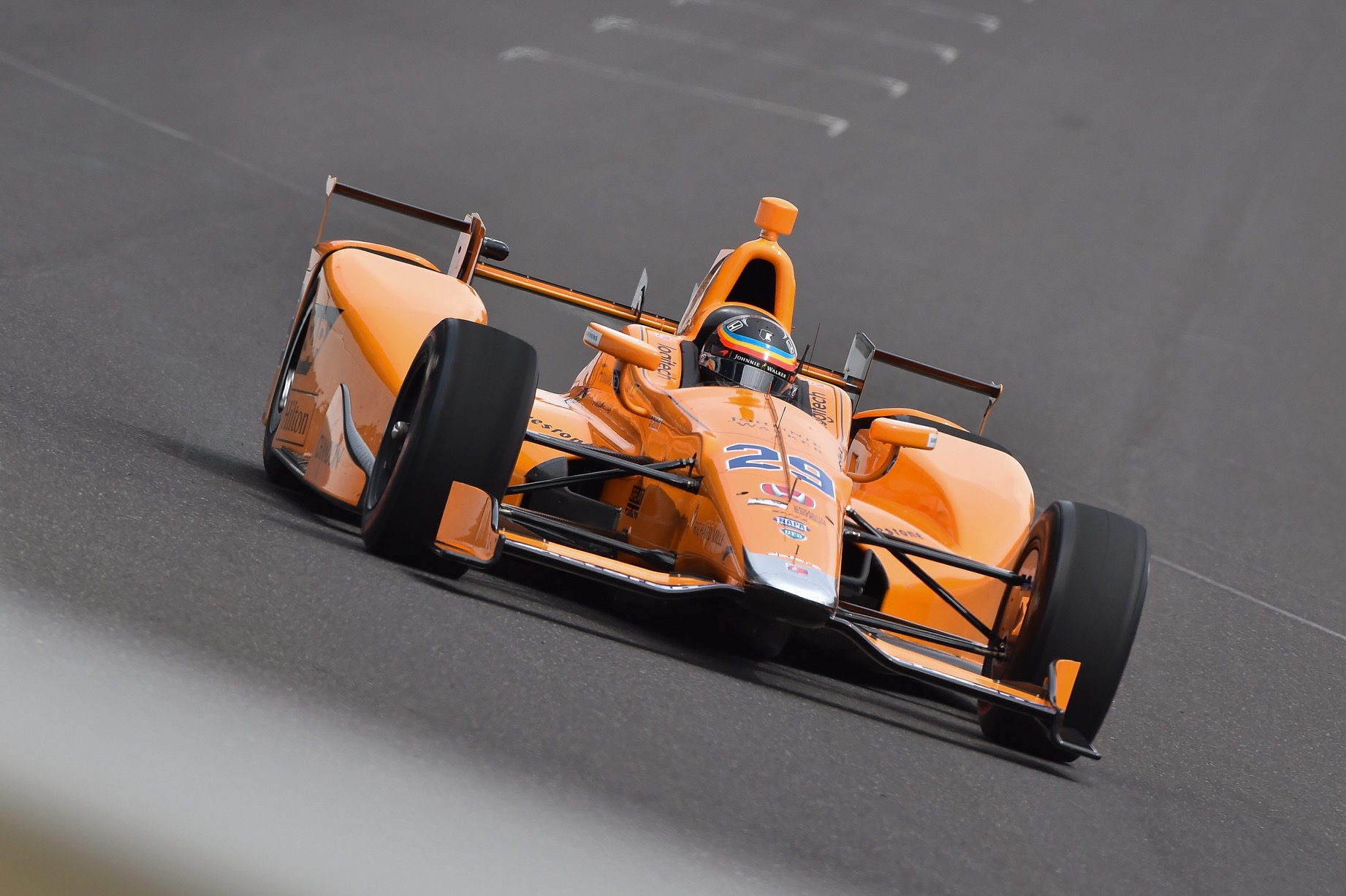 Alonso-speeds-through-IMS-Turn-1-during-Indy-500-testing
