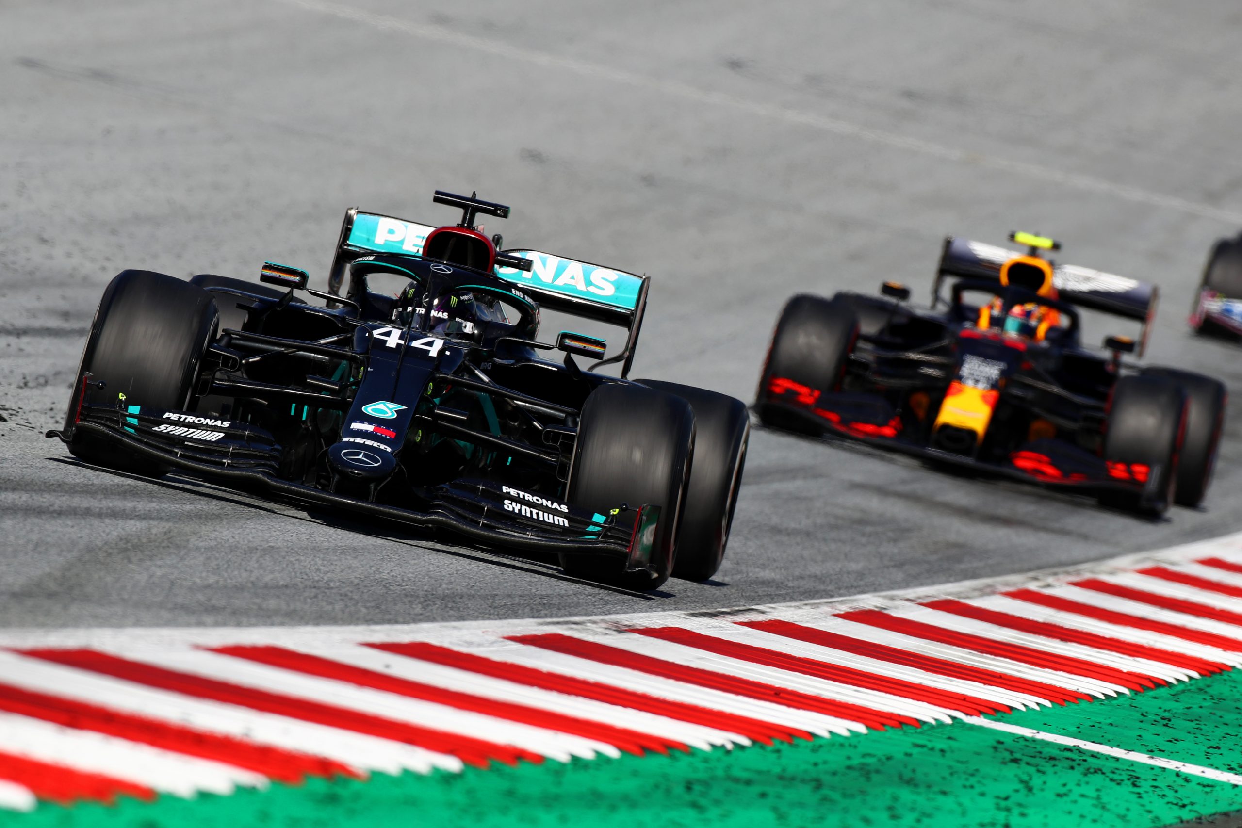 mercedes red bull
